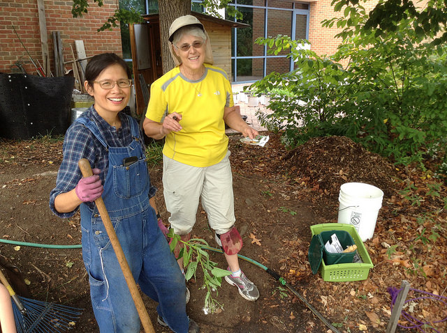 Yu-hsin Hsu, Library Garden Volunteer and Noreen Hannigan