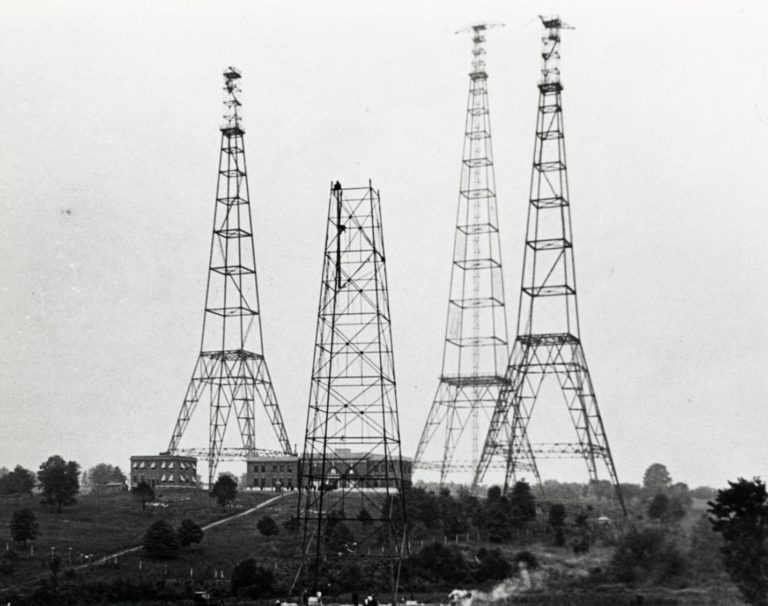 What Happened to Arlington’s Radio Towers?